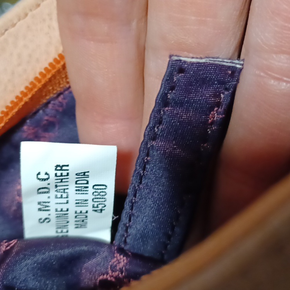 Anuschka crossbody - Picture 10 of 11